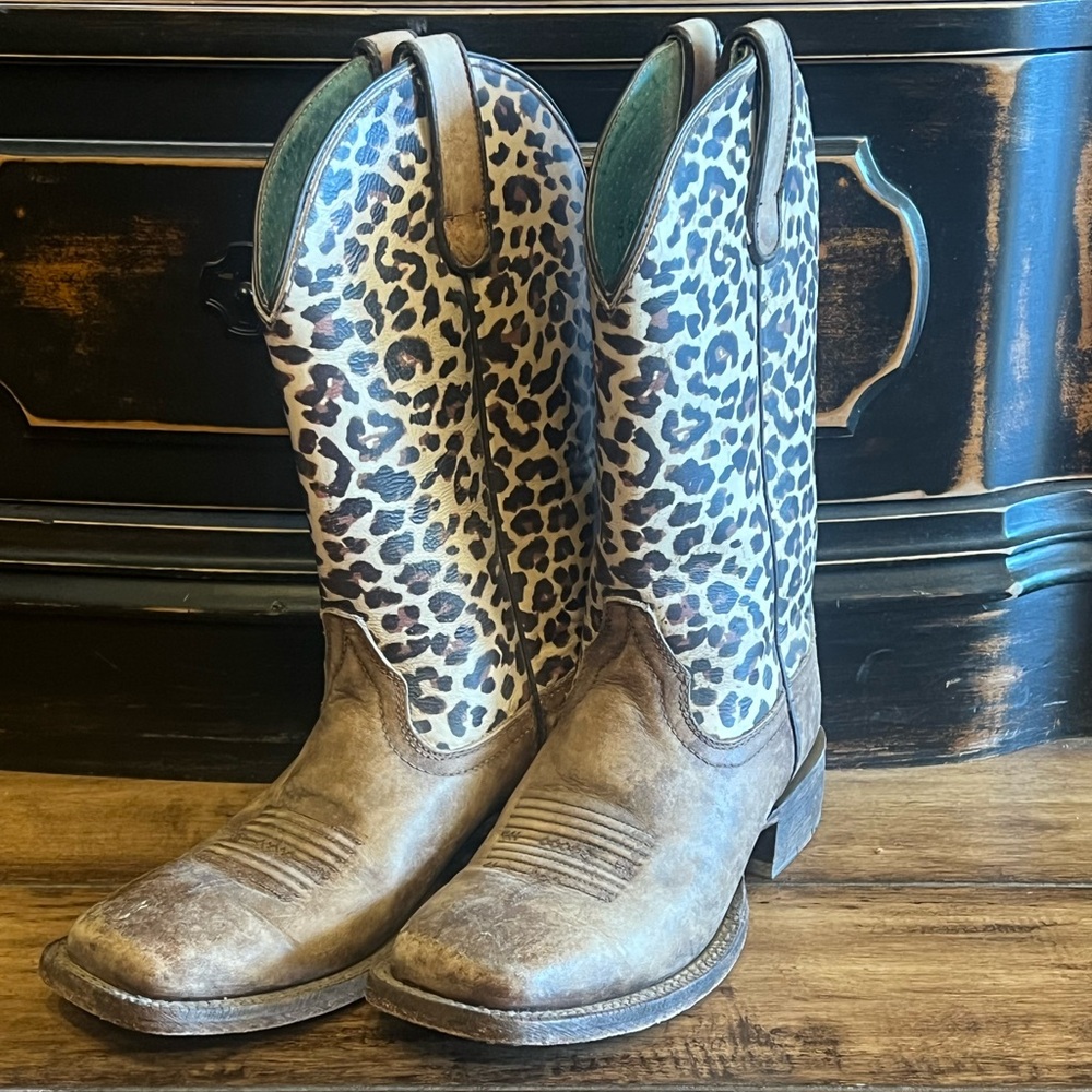 Ariat, Women’s 6.5, Like New